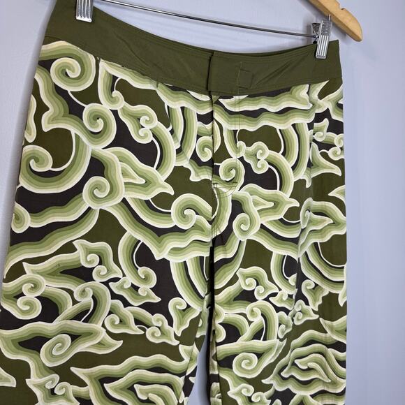 Pataloha Patagonia Kokawe Capri Copped Pants Olive Swirl Hook & Loop Sz 8 - Picture 2 of 11